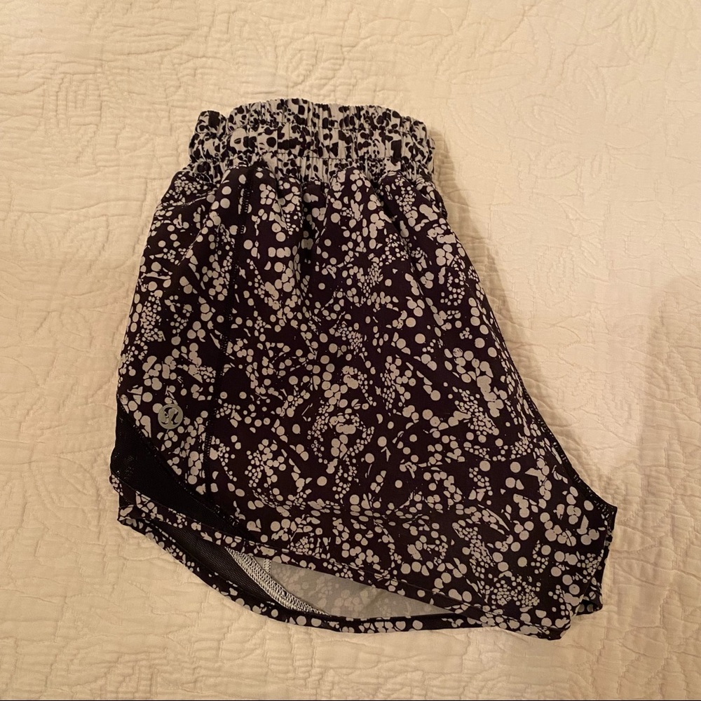RARE Dotted Hotty Hot shorts